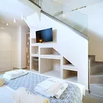 Lithorama Boutique Hotel