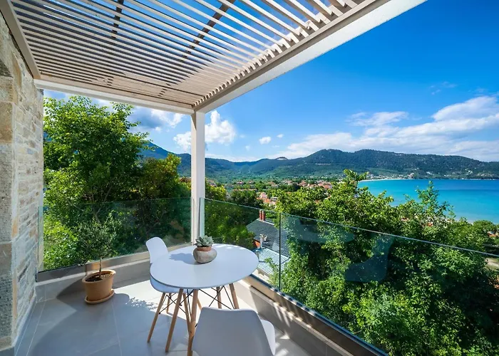 Lithorama Boutique Hotel