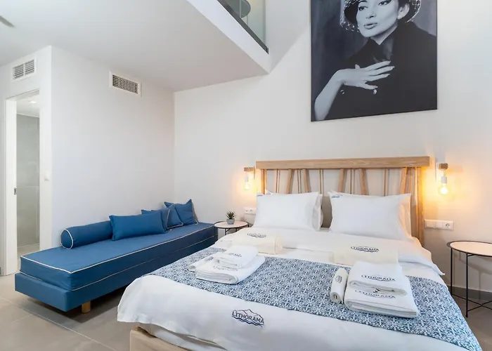 Lithorama Boutique Hotel *