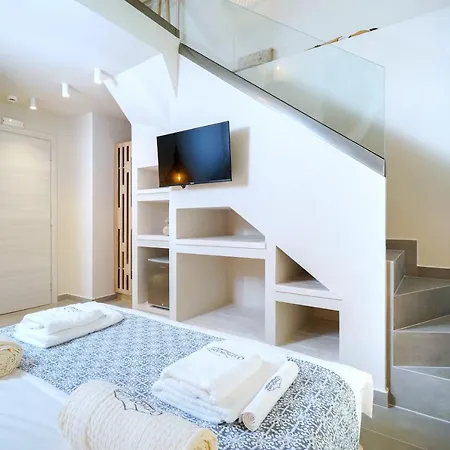 Lithorama Boutique Hotel