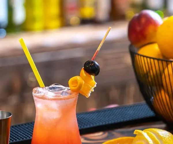 Lithorama Boutique Hotel *